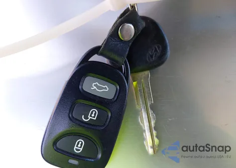 2008 Hyundai Sonata Gls from USA, damaged, VIN 5NPET46C58H344802